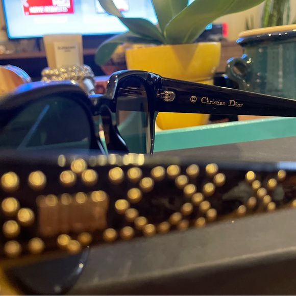 Christian Dior sunglasses - Picture 2 of 11